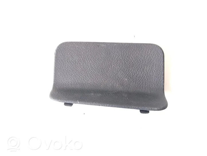 Volkswagen Golf Plus Moulure feu arrière 5M0867727A