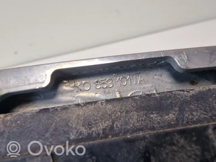 Volkswagen Golf V Etupuskurin alempi jäähdytinsäleikkö 1K0853101A