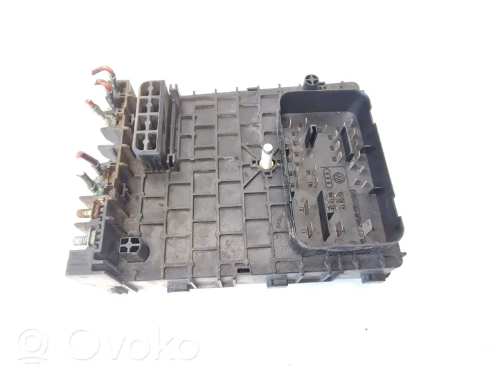 Volkswagen PASSAT CC Drošinātāju bloks 3C0937125