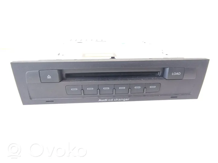 Audi Q7 4L CD/DVD-vaihdin 4L0910110B