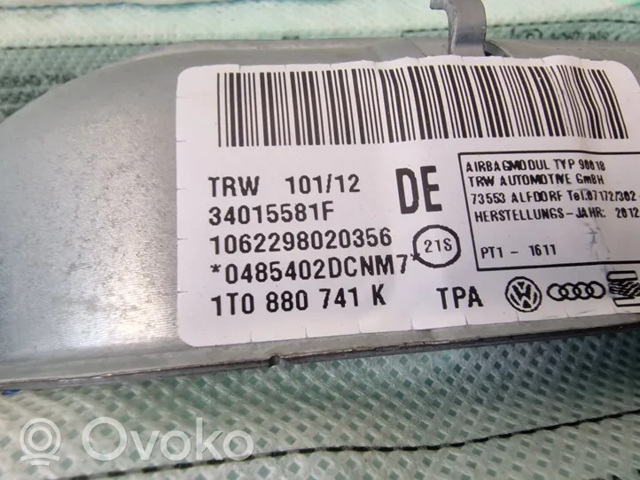 Volkswagen Touran II Kurtyna airbag 1T0880741K