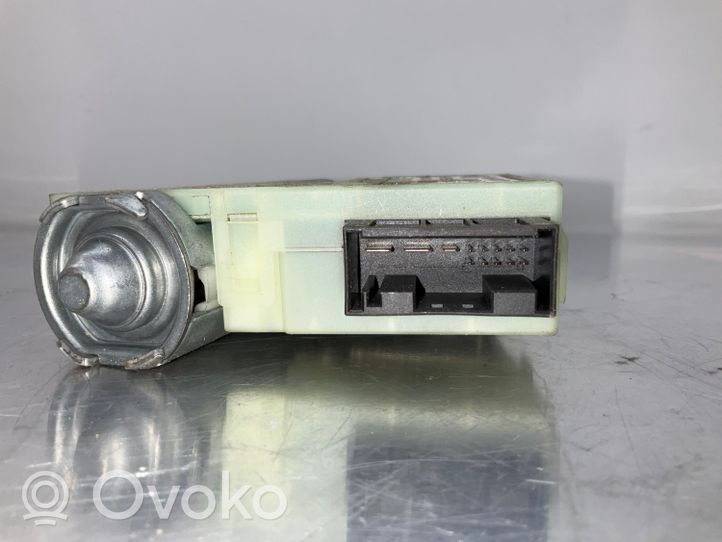 BMW 5 E60 E61 Sunroof motor/actuator 9137056