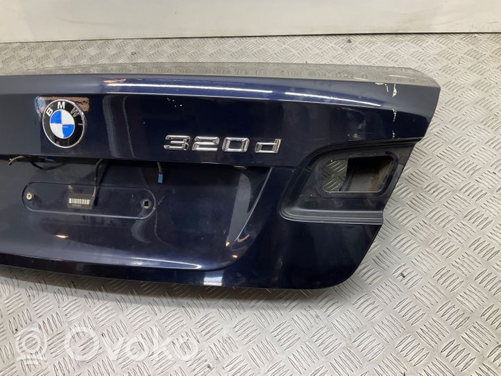 BMW 3 E92 E93 Takaluukun/tavaratilan kansi 