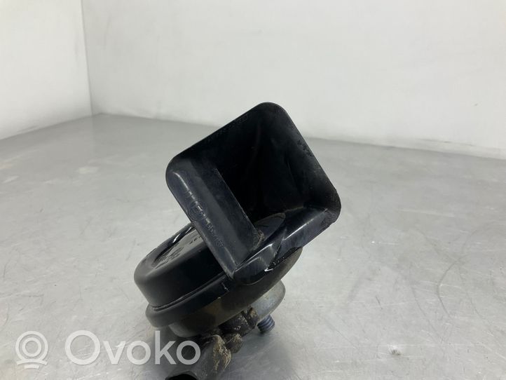 BMW 5 F10 F11 Horn signal 3881157