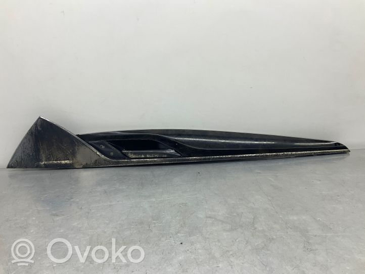 BMW 5 G30 G31 Altro elemento di rivestimento della portiera anteriore 20169710