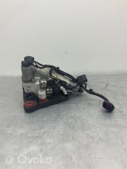 BMW 5 F10 F11 Air suspension compressor 10641010