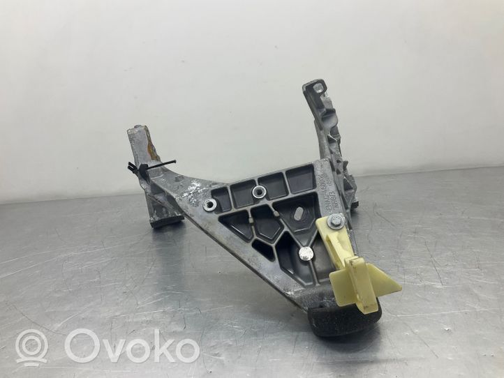 BMW 5 F10 F11 Staffa di montaggio della cremagliera dello sterzo 6140829