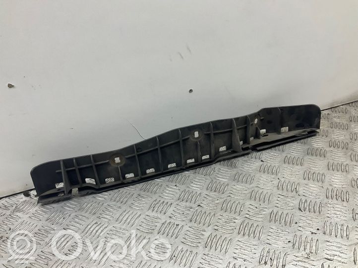 7897144 BMW 5 E60 E61 Front bumper skid plate/under tray, 9.99 € RRR