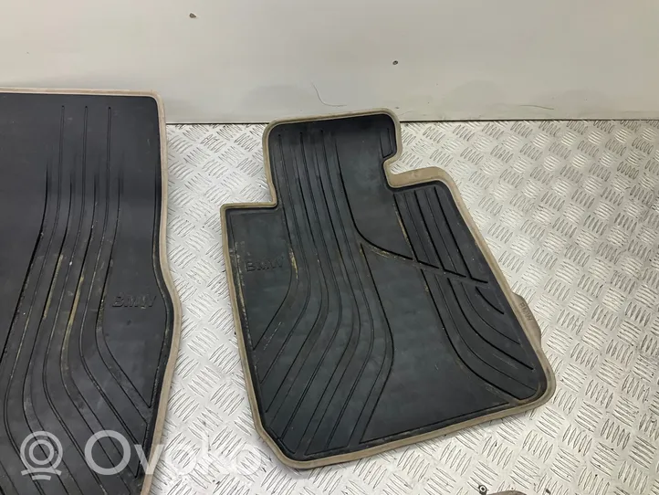 BMW 3 F30 F35 F31 Set di tappetini per auto 2219800