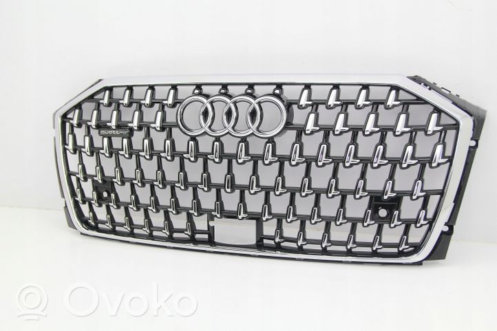 Audi A8 S8 D5 Maskownica / Grill / Atrapa górna chłodnicy 4N0853651