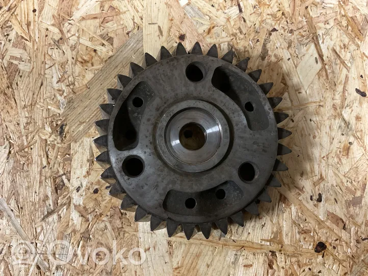 Volkswagen Touareg I Timing chain sprocket 