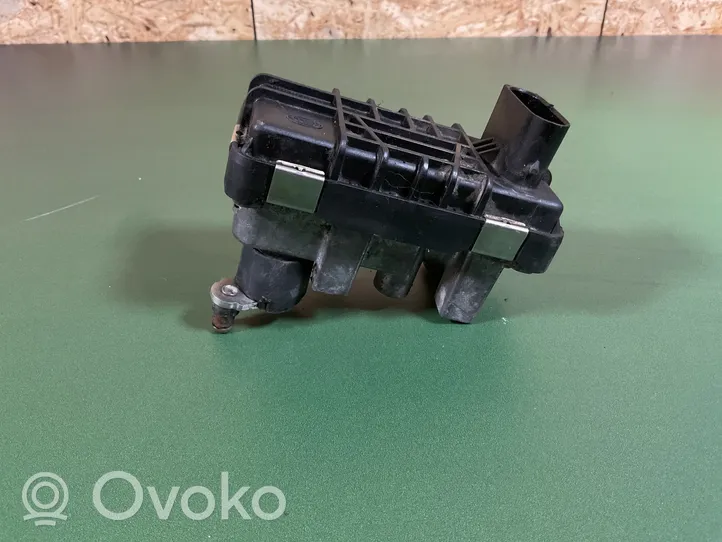 Volkswagen Touareg I Turbine electric control actuator 6NW009228