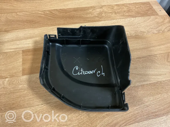 Citroen C4 I Dangtelis saugiklių dėžės 9653315180