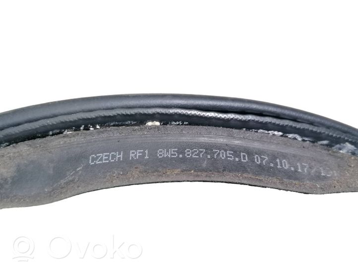 Audi A4 S4 B9 Trunk rubber seal (body) 8w5827705D