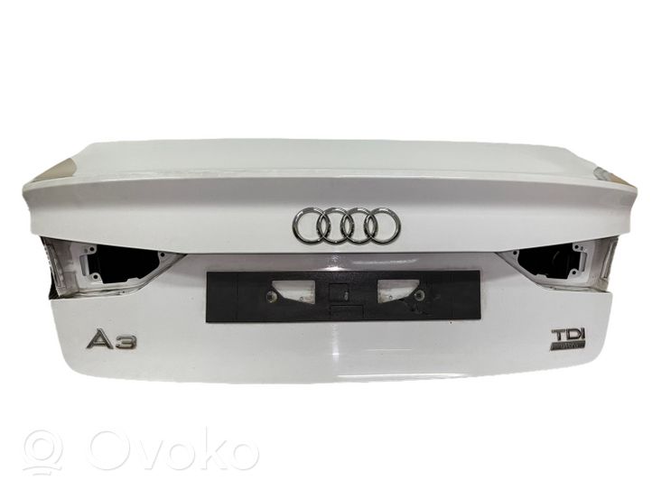 Audi A3 S3 8V Galinis dangtis (bagažinės) 8V5827337A