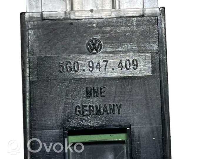 Volkswagen Golf VII Inne oświetlenie wnętrza kabiny 5G0947409