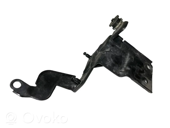 Volkswagen Golf VII Uchwyt / Mocowanie pompy ABS 5Q1614235