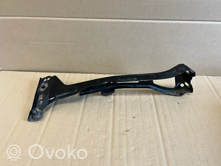 Audi A4 S4 B9 Supporto di montaggio del parafango 8W0821135C