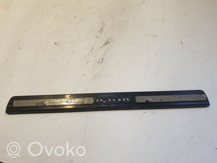 Volvo S80 Etuoven kynnyksen suojalista 8659960