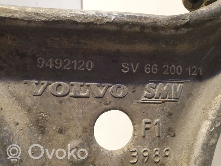 Volvo S60 Dolny wahacz przedni 9492120