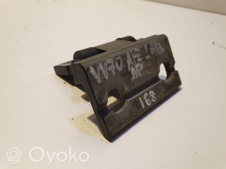 Volvo V70 Rear door lower hinge 