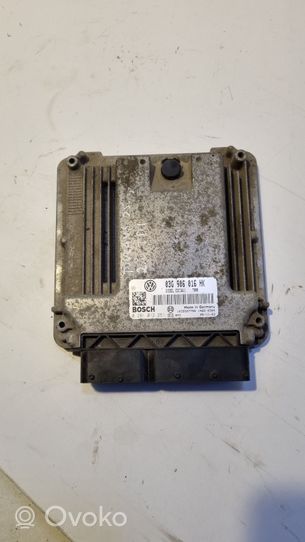 Volkswagen Touran I Calculateur moteur ECU 03G906016HK