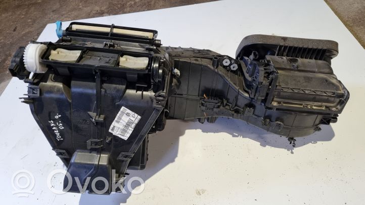 Volkswagen Touran I Salono oro mazgo komplektas 1T1820003HH