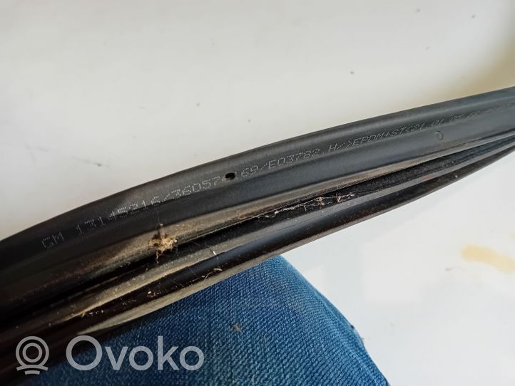 Opel Meriva A Etuoven kumitiiviste (kiinni ovessa) 13145216