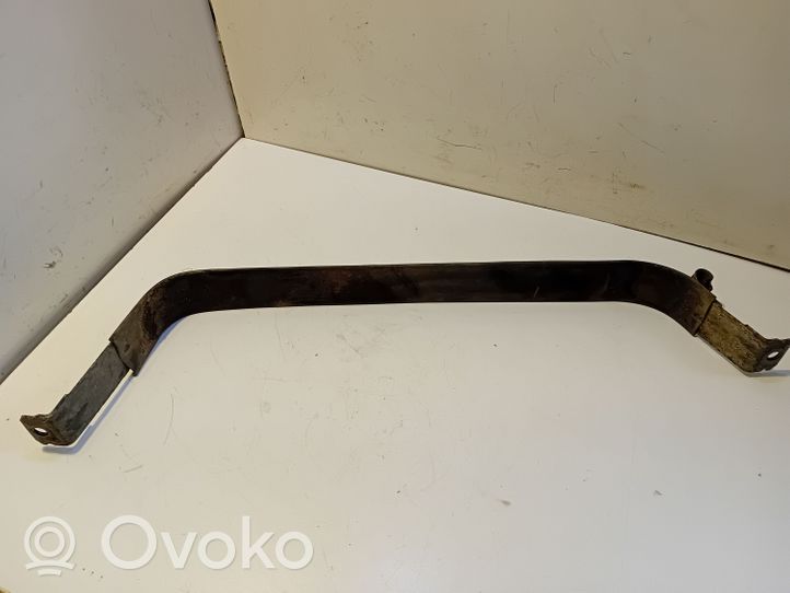 Opel Astra H Fuel tank mounting bracket 