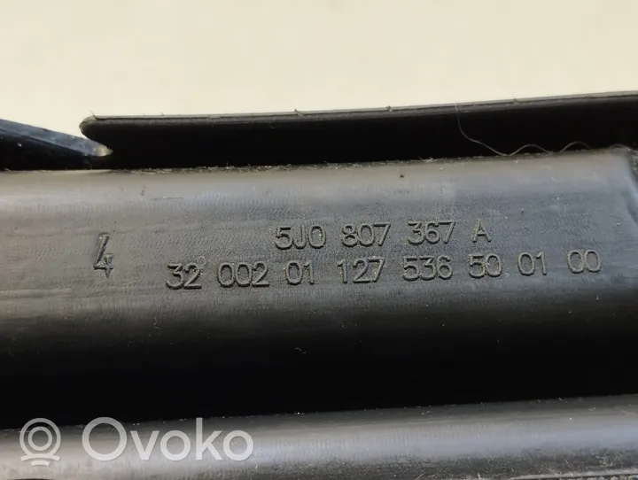 Skoda Fabia Mk2 (5J) Kratka dolna zderzaka przedniego 5J0807367A