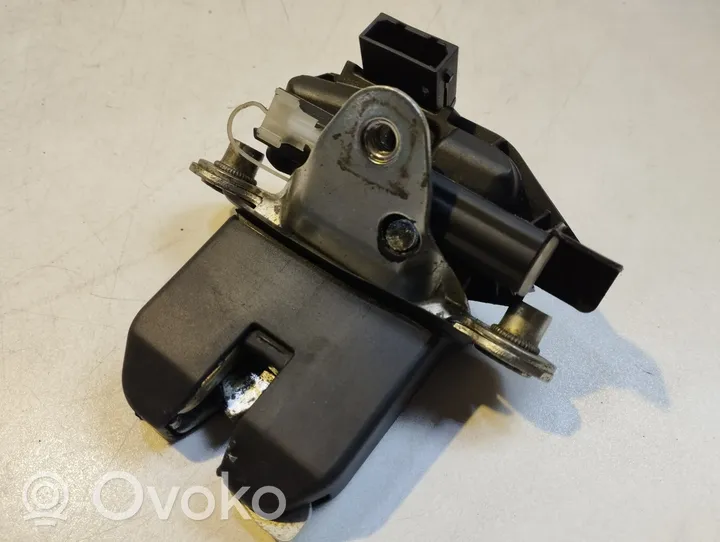 Skoda Fabia Mk2 (5J) Loquet de verrouillage de hayon 5J08275010