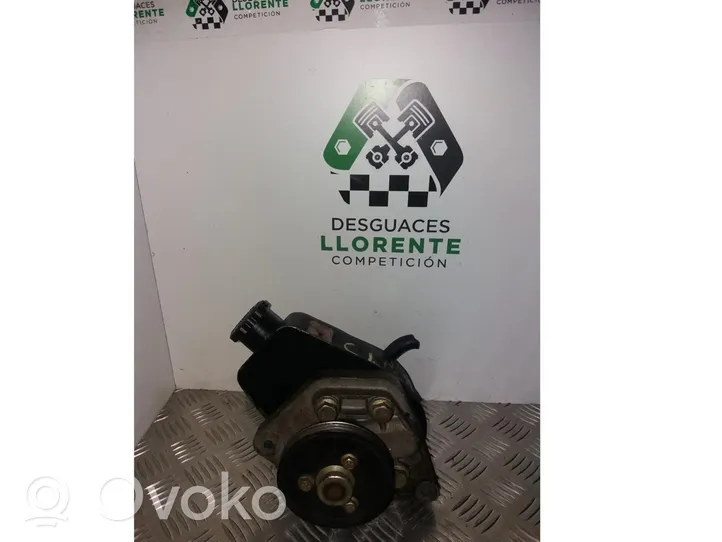 Honda Civic Power steering pump 7700869743