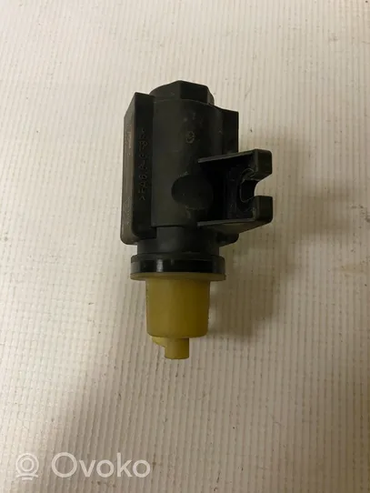 Ford Fiesta Turbolader Druckwandler Magnetventil CM5G9F490BA