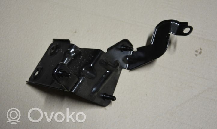 Audi Q2 - ABS-pumpun kiinnike 5Q1614235E