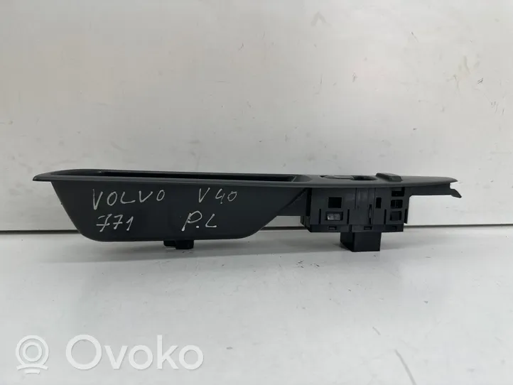 Volvo S40, V40 Interrupteur commade lève-vitre 30638702