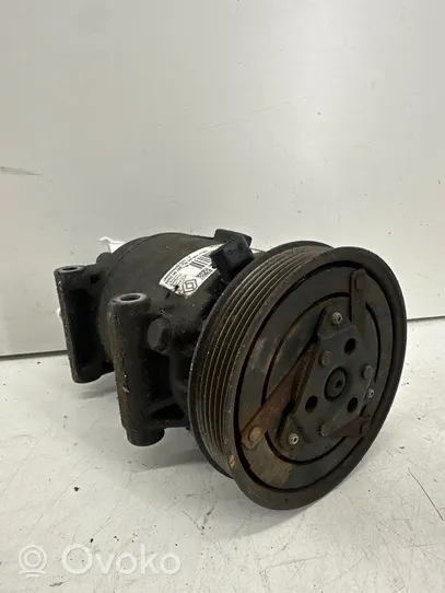 Renault Megane II Klimakompressor Pumpe 8200470242