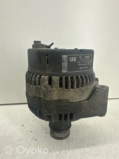 Saab 9-3 Ver1 Generatore/alternatore 4941761