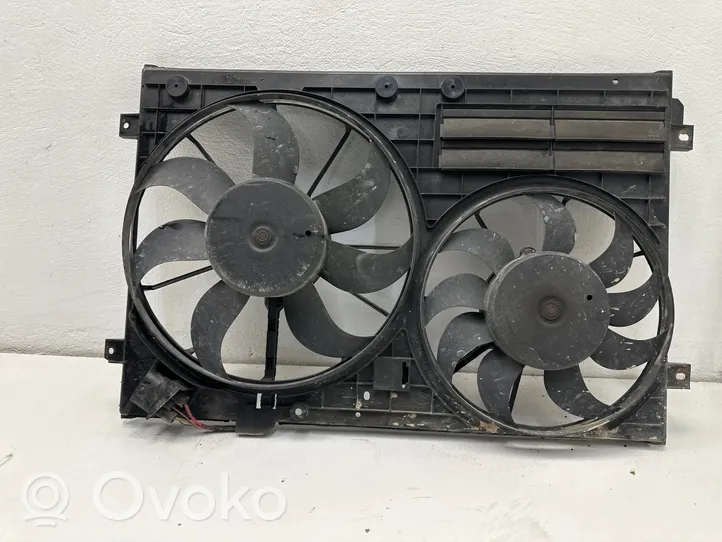 Volkswagen Golf V Convogliatore ventilatore raffreddamento del radiatore 1K0121207AA