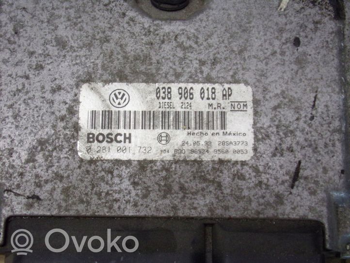 Volkswagen New Beetle Moottorin ohjainlaite/moduuli 038906018AP