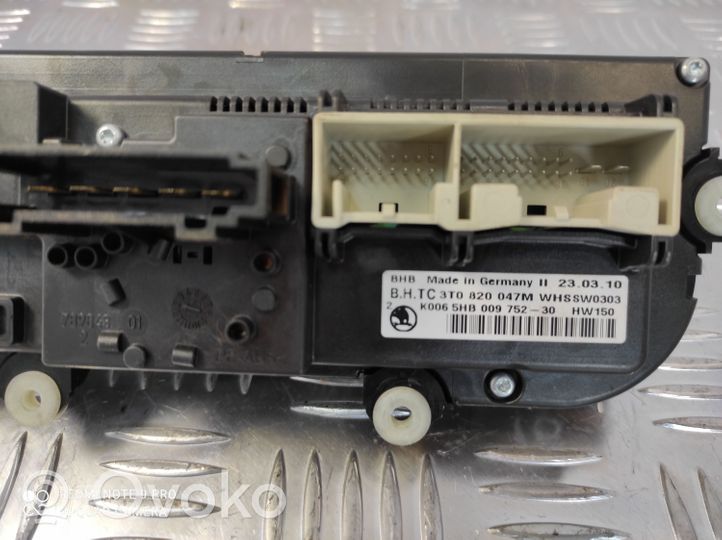 Skoda Octavia Mk2 (1Z) Panel klimatyzacji 3T0820047M