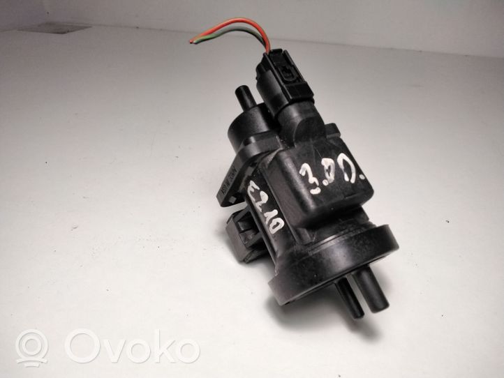 Mercedes-Benz E W210 Włącznik elektromagnetyczny rozrusznika / Solenoid 0005450427