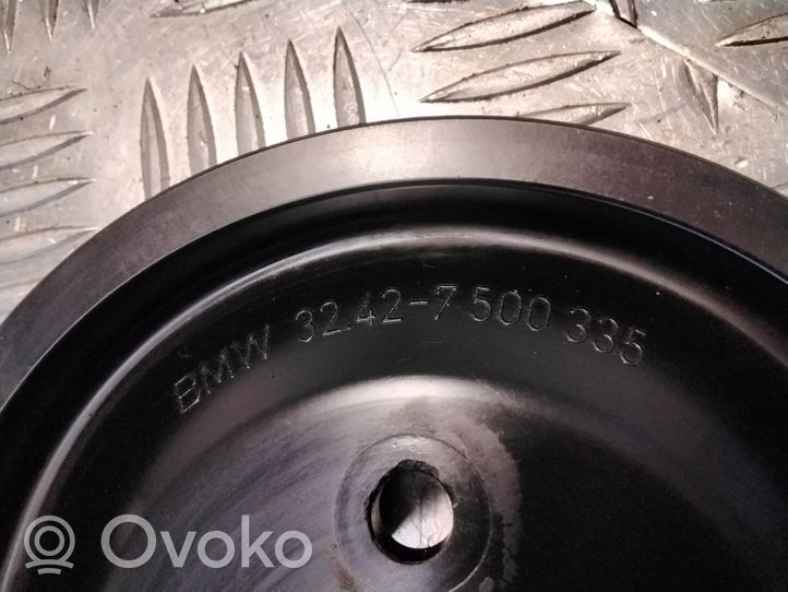 BMW 3 E90 E91 Ohjaustehostimen pumpun hihnapyörä 32427500335