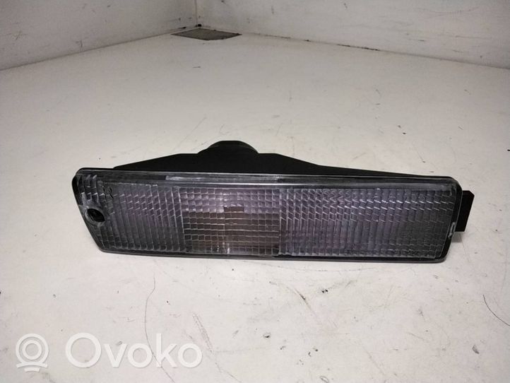 Volkswagen Golf II Front fender indicator light 6R0147487