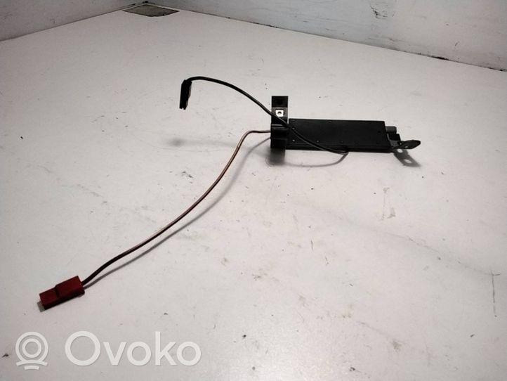 Audi 80 90 B3 Antenos valdymo blokas 893035225