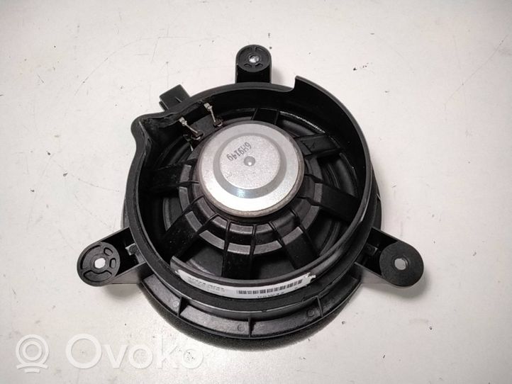 Volvo V50 Haut-parleur de porte avant 30752083