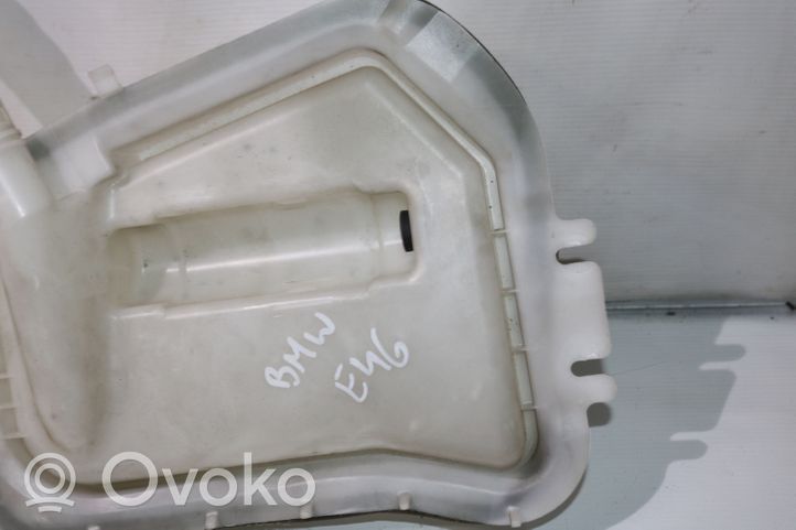 BMW 3 E46 Windshield washer fluid reservoir/tank 