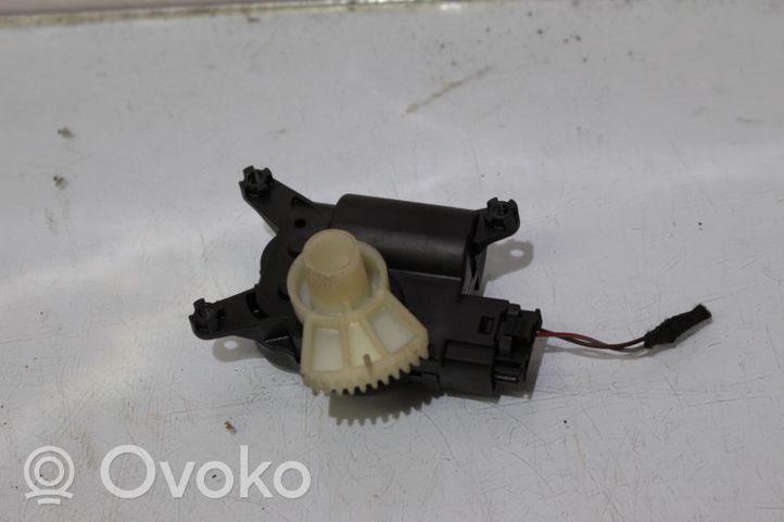 Opel Corsa D Air flap motor/actuator 