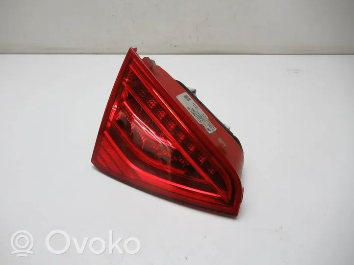 Audi A5 8T 8F Lampa tylna 8T0945093C