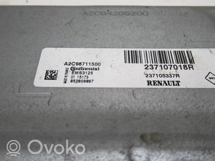 Dacia Sandero Komputer / Sterownik ECU silnika 237107018R