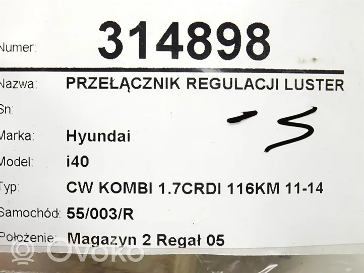 Hyundai i40 Sānu spoguļu slēdzis 39R480-1230